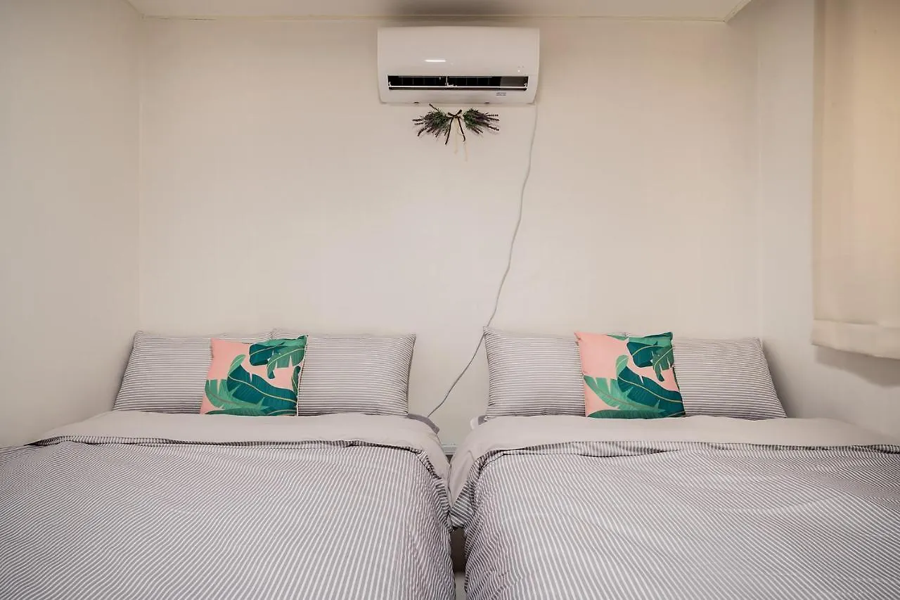 Yab-Guesthouse, Femaleonly, Foreignonly Seoul