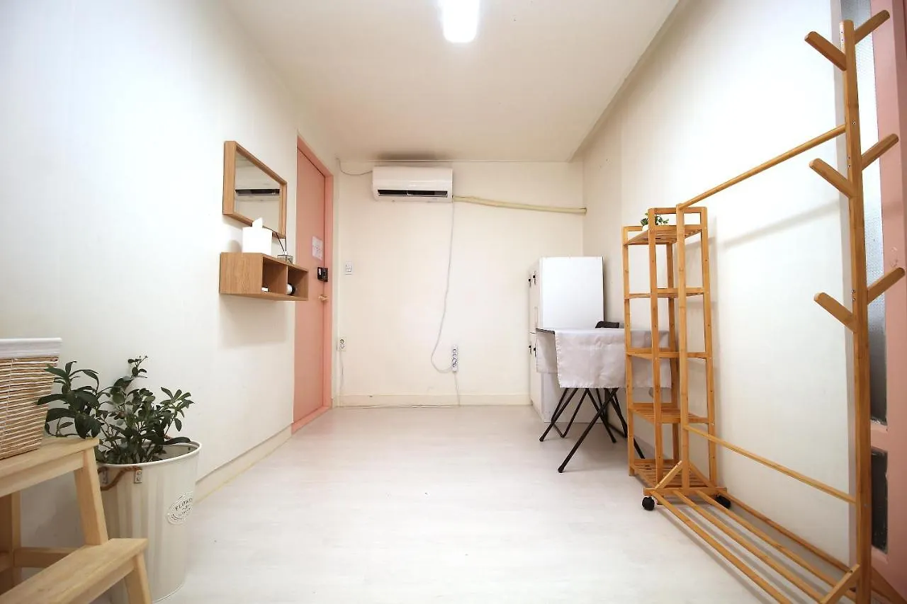 ** 게스트하우스 Yab-Guesthouse, Femaleonly, Foreignonly 서울특별시 대한민국