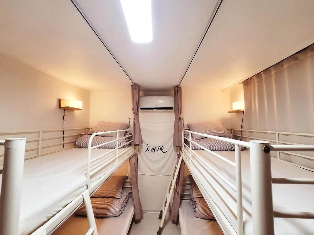Yab-Guesthouse, Femaleonly, Foreignonly Seoul Südkorea