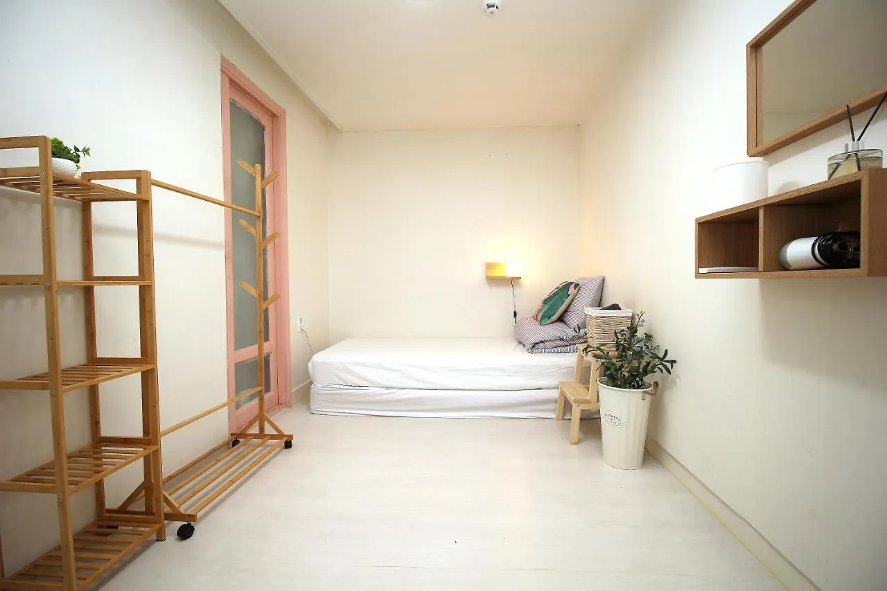 Gasthuis Yab-Guesthouse, Femaleonly, Foreignonly Seoel