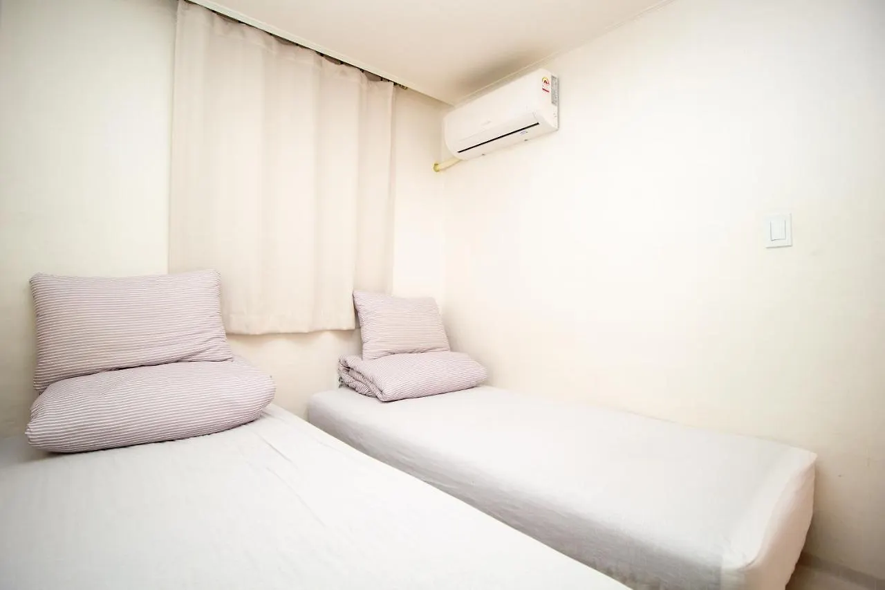 Gasthuis Yab-Guesthouse, Femaleonly, Foreignonly Seoel