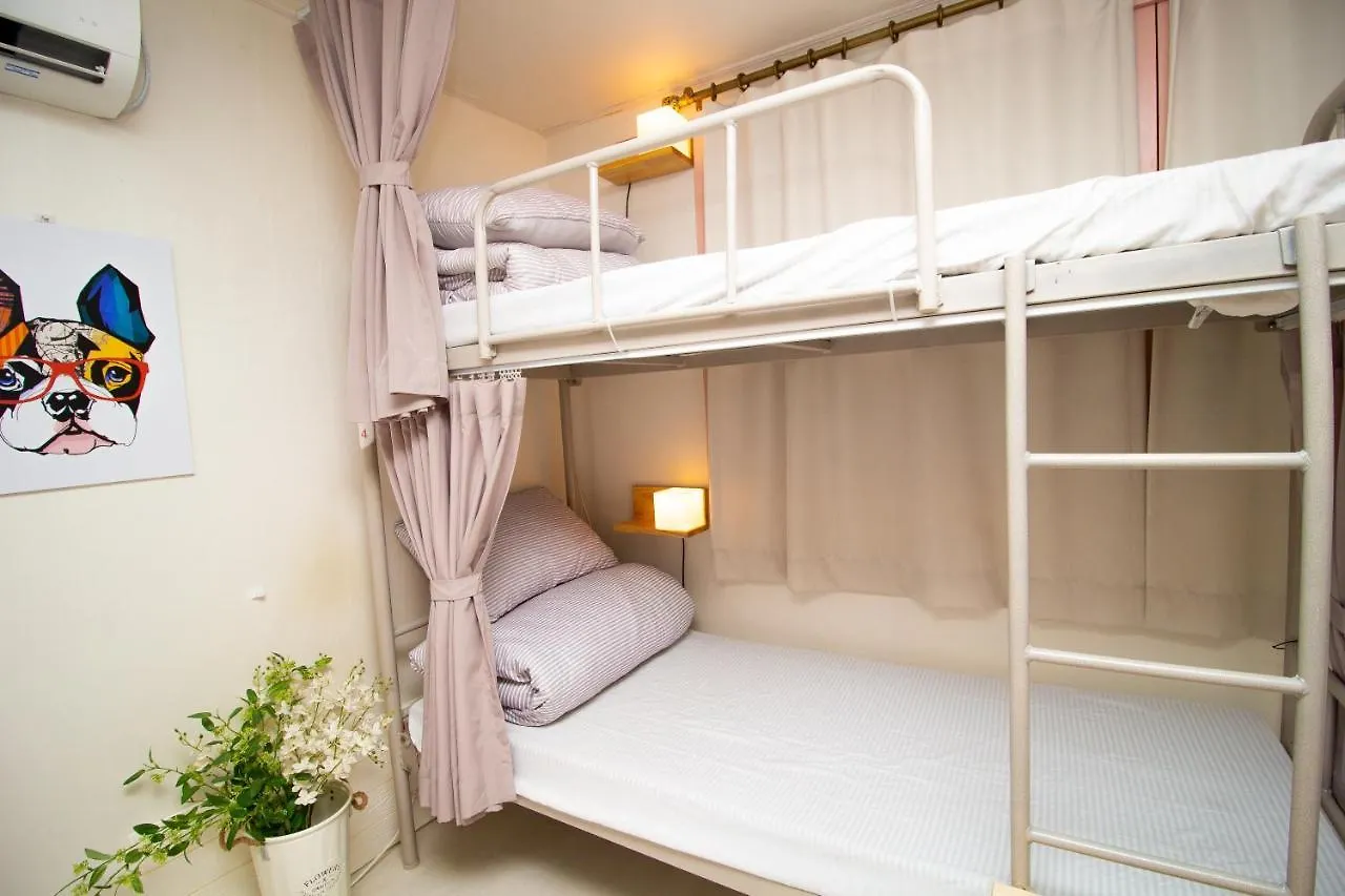 Yab-Guesthouse, Femaleonly, Foreignonly Seoul
