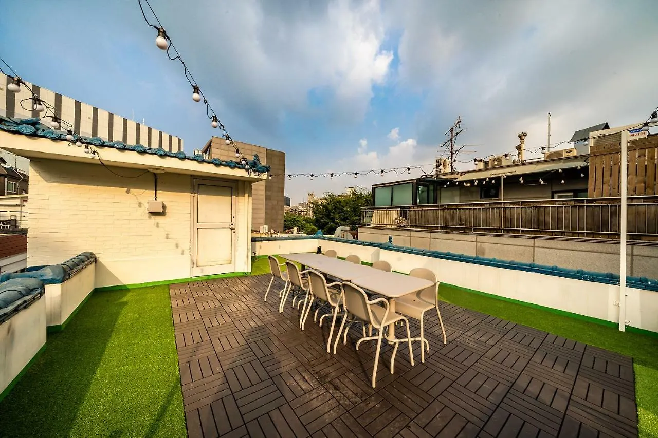 Yab-Guesthouse, Femaleonly, Foreignonly Seoul